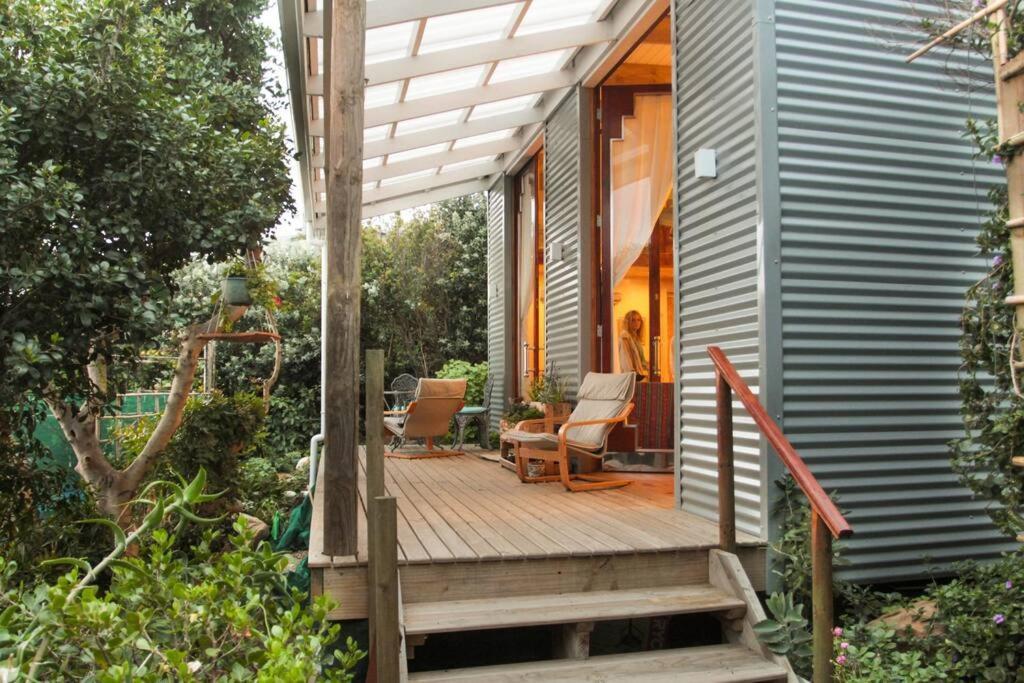 Quirky Eco-Friendly Artist Studio เคปทาวน์ ภายนอก รูปภาพ
